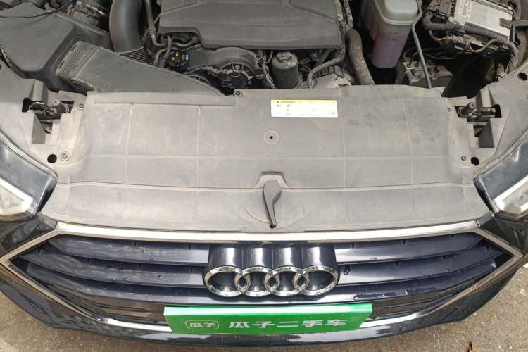 Used Audi A7 2020 40 TFSI Luxury Model Engine Bay
