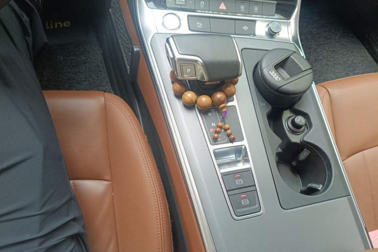 Used Audi A7 2020 40 TFSI Luxury Model Gear Lever