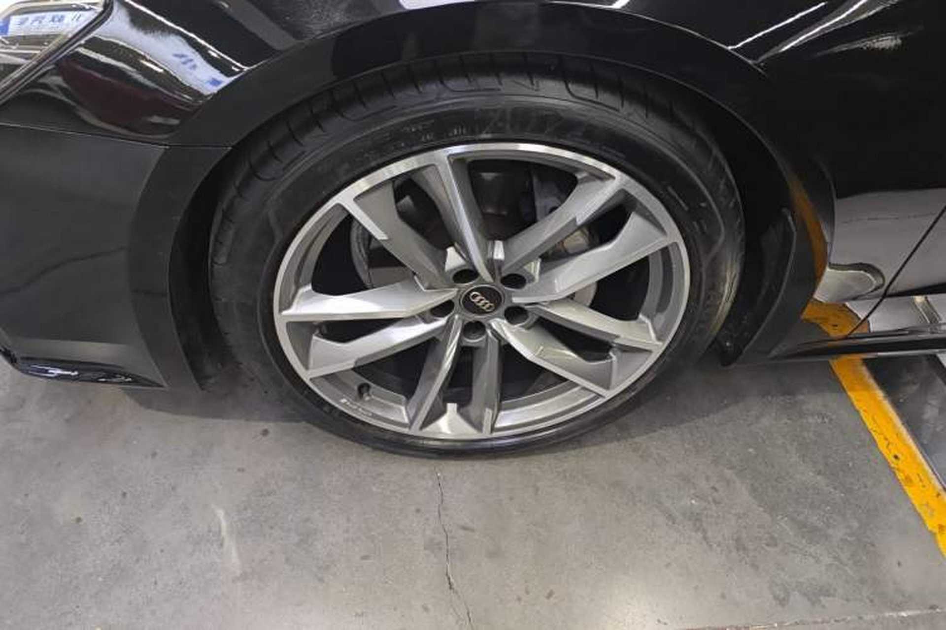 Used Audi A7 2020 40 TFSI Luxury Model Left Front Wheel Hub