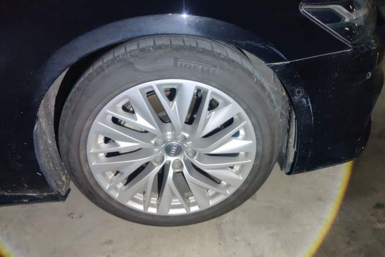 Used Audi A7 2020 45 TFSI Prestige Edition Right Front Wheel Hub