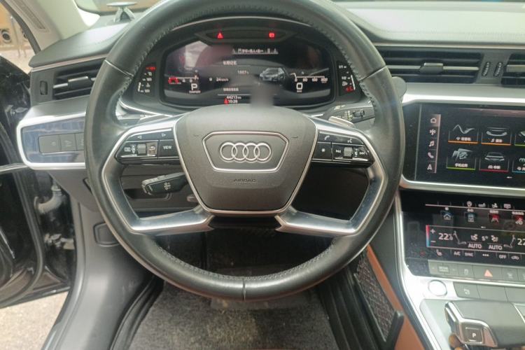 Used Audi A7 2020 40 TFSI Luxury Model Steering Wheel