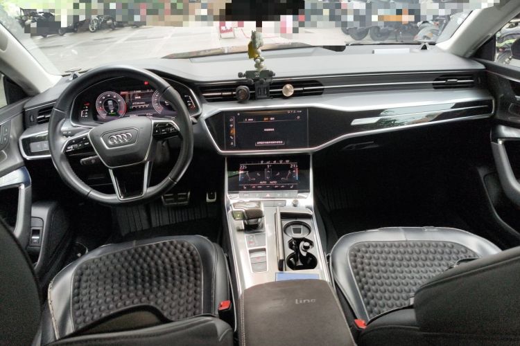 Used Audi A7 2020 45 TFSI Prestige Edition Center Console