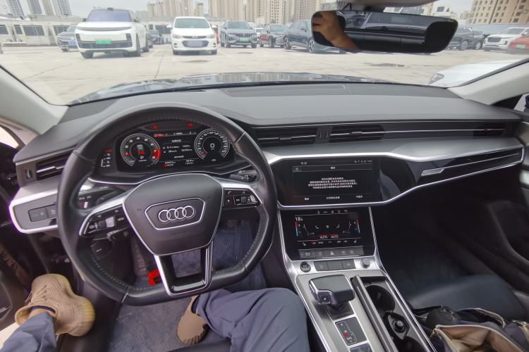 Used Audi A7 2020 45 TFSI Prestige Edition Center Console