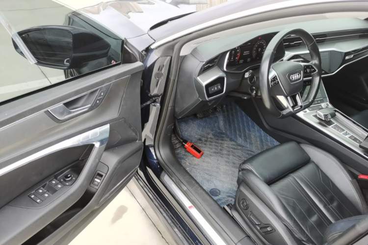 Used Audi A7 2020 45 TFSI Prestige Edition Driver Seat