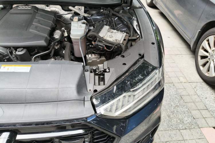 Used Audi A7 2020 45 TFSI Prestige Edition Engine Bay Left