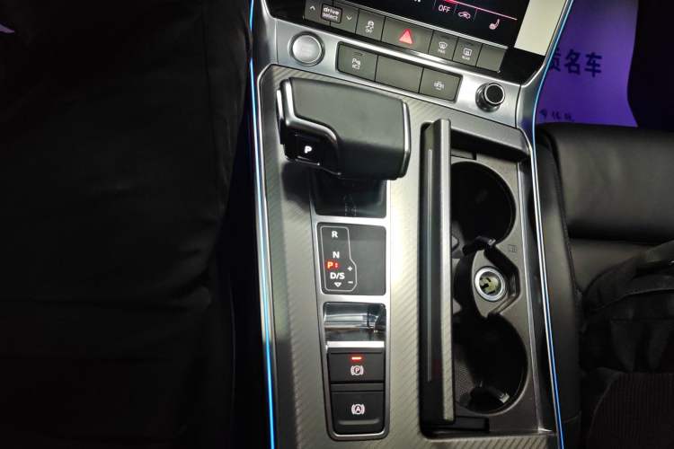 Used Audi A7 2020 45 TFSI Prestige Edition Gear Lever