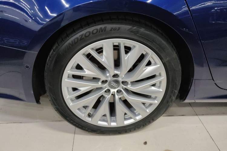 Used Audi A7 2020 45 TFSI Prestige Edition Right Rear Wheel Hub