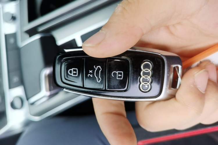 Used Audi A7 2020 45 TFSI Prestige Edition Vehicle Key
