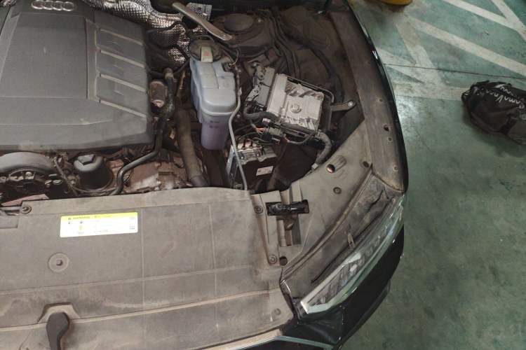 Used Audi A7 2020 45 TFSI Prestige Edition Engine Bay Left