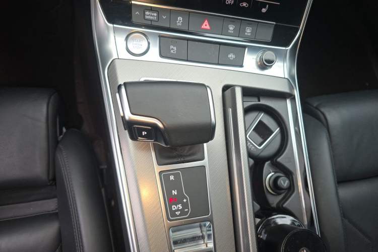Used Audi A7 2020 45 TFSI Prestige Edition Gear Lever