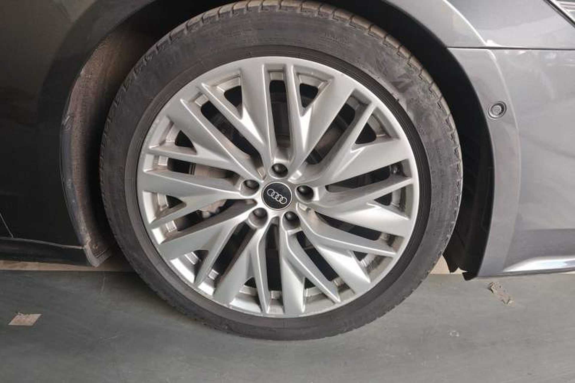 Used Audi A7 2020 45 TFSI Prestige Edition Right Front Wheel Hub