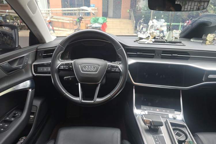 Used Audi A7 2020 45 TFSI Prestige Edition Steering Wheel