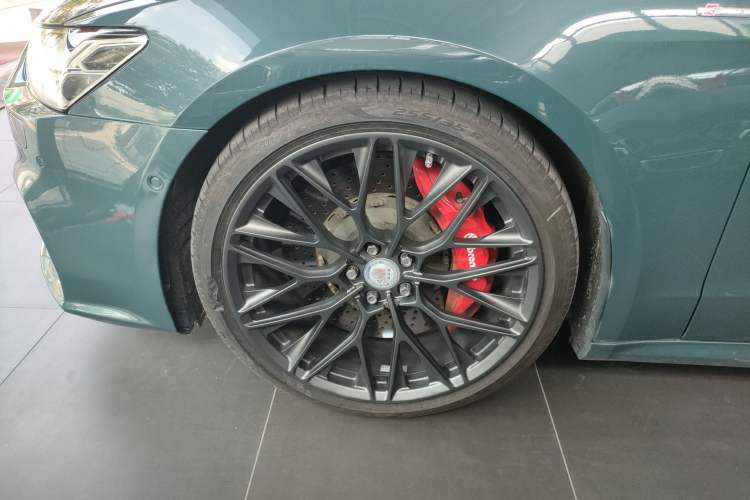 Used Audi A7 2020 45 TFSI Prestige Edition Left Front Wheel Hub