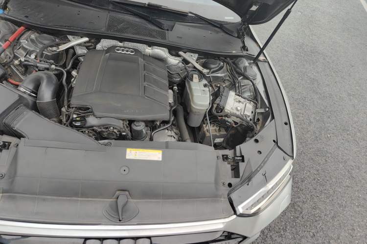 Used Audi A7 2020 45 TFSI Prestige Edition Engine Bay Left
