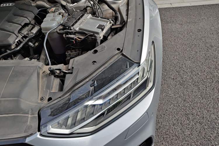 Used Audi A7 2020 40 TFSI Luxury Model Engine Bay Left