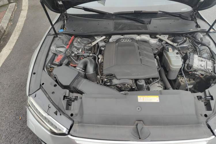 Used Audi A7 2020 45 TFSI Prestige Edition Engine Bay Right