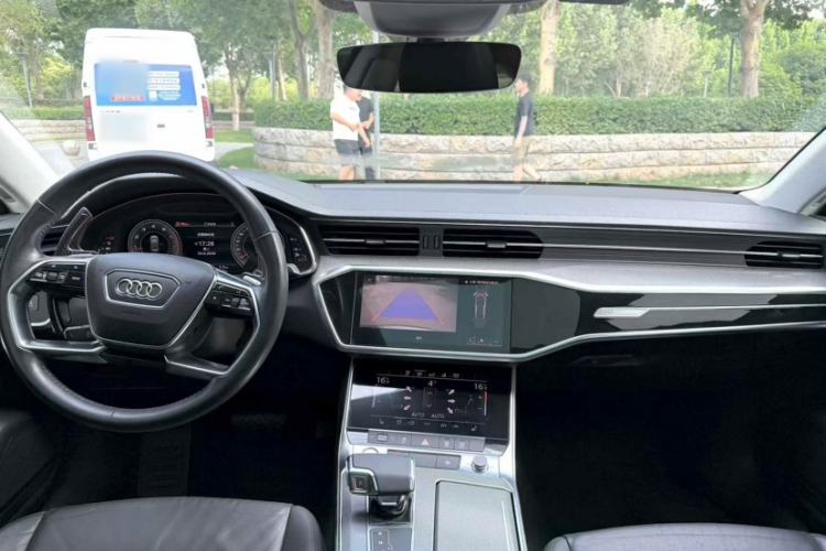 Used Audi A7 2020 40 TFSI Luxury Model Interior 1