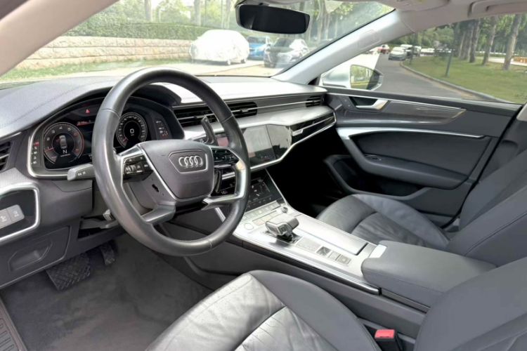 Used Audi A7 2020 40 TFSI Luxury Model Interior 2