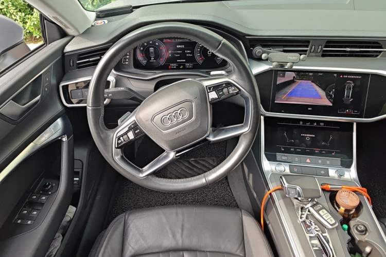 Used Audi A7 2020 40 TFSI Luxury Model Steering Wheel
