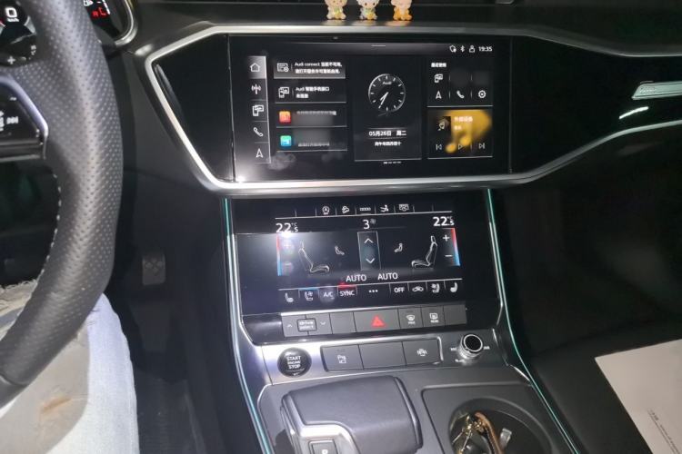 Used Audi A7 2020 40 TFSI Luxury Model Audio And AC Panel