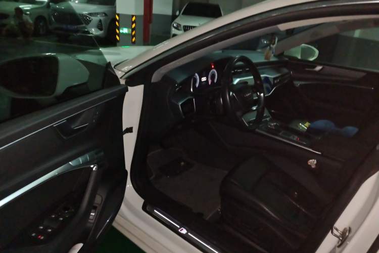 Used Audi A7 2020 40 TFSI Luxury Model Driver Seat