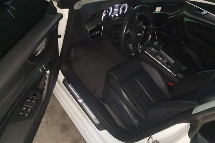 Used Audi A7 2020 45 TFSI Prestige Edition Driver Seat