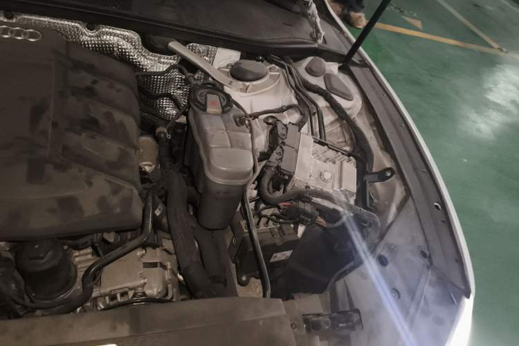 Used Audi A7 2020 45 TFSI Prestige Edition Engine Bay Left
