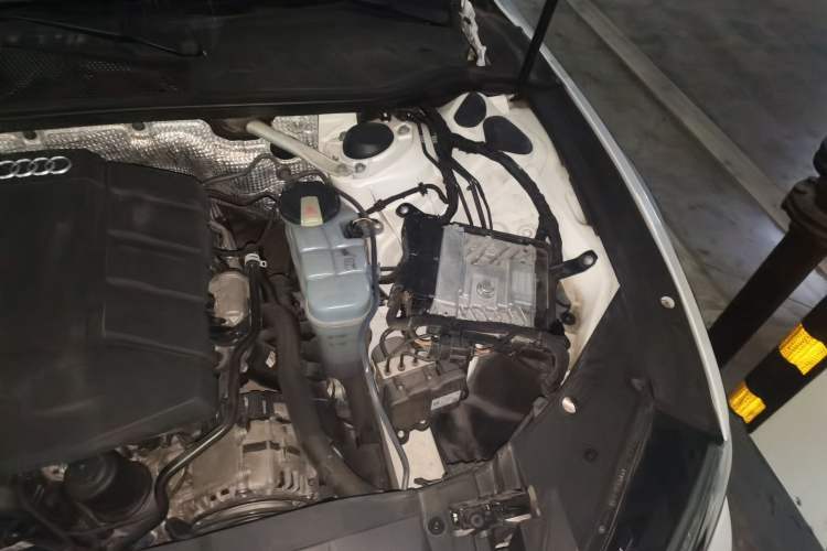 Used Audi A7 2020 45 TFSI Prestige Edition Engine Bay Left