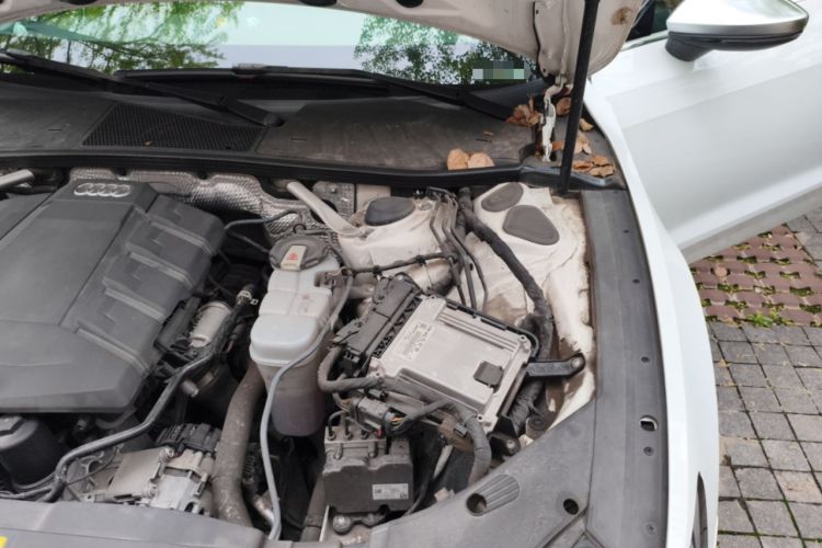 Used Audi A7 2020 40 TFSI Luxury Model Engine Bay Left