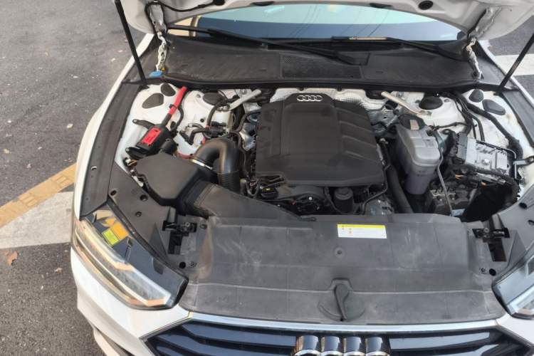Used Audi A7 2020 45 TFSI Prestige Edition Engine Bay Right