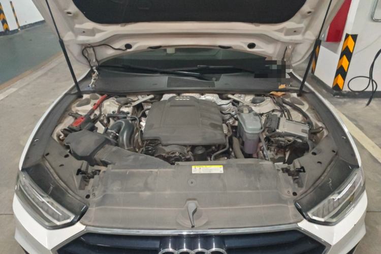 Used Audi A7 2020 40 TFSI Luxury Model Engine Bay
