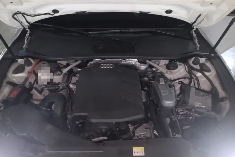 Used Audi A7 2020 40 TFSI Luxury Model Engine Bay