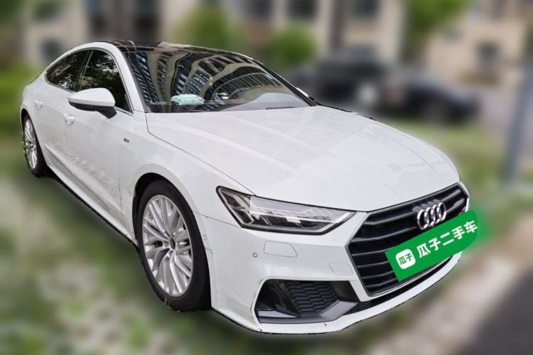 Used Audi A7 2020 45 TFSI Exclusive Edition Front Right 45 Deg