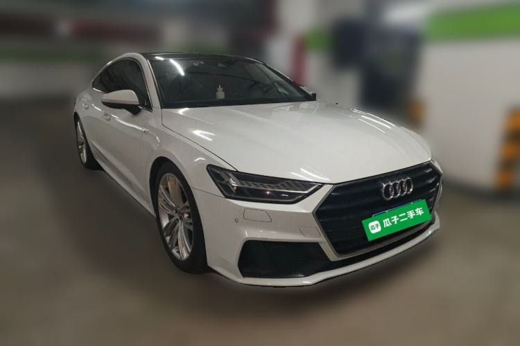 Used Audi A7 2020 40 TFSI Luxury Model Front Right 45 Deg