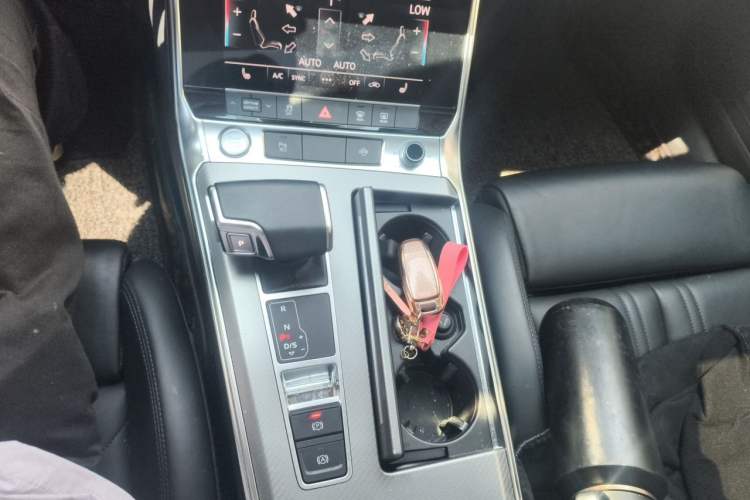 Used Audi A7 2020 45 TFSI Prestige Edition Gear Lever