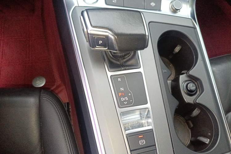 Used Audi A7 2020 40 TFSI Luxury Model Gear Lever