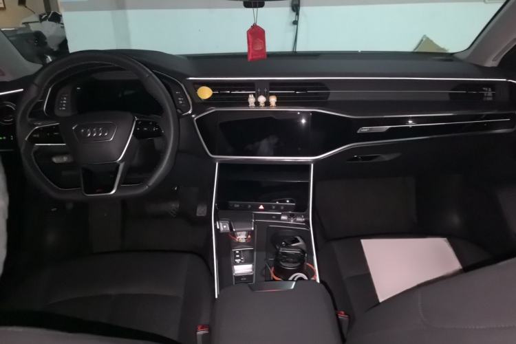 Used Audi A7 2020 40 TFSI Luxury Model Interior 2