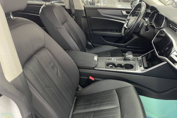 Used Audi A7 2020 40 TFSI Luxury Model Interior 5