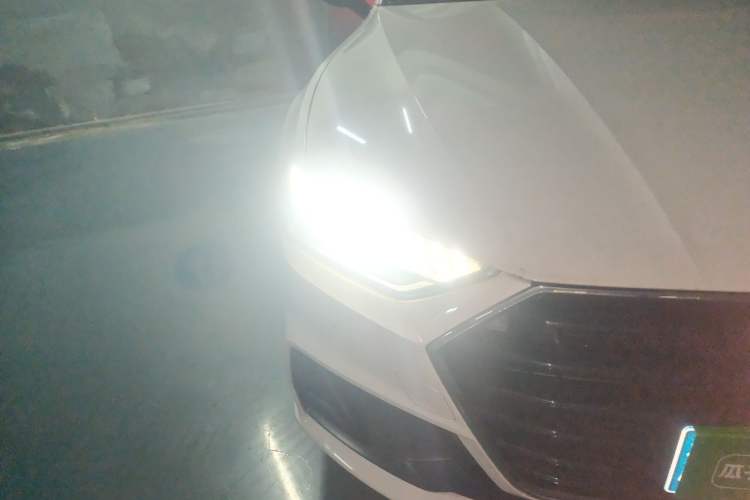Used Audi A7 2020 40 TFSI Luxury Model Right Front Headlight