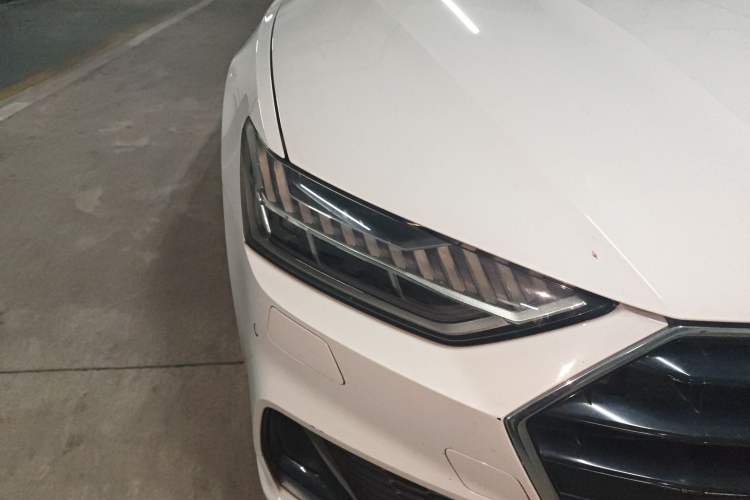 Used Audi A7 2020 40 TFSI Luxury Model Right Front Headlight