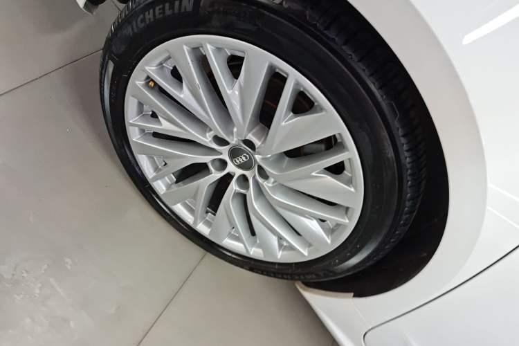 Used Audi A7 2020 45 TFSI Prestige Edition Right Rear Wheel Hub