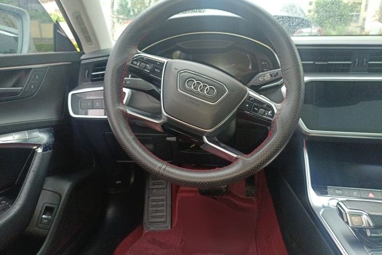 Used Audi A7 2020 40 TFSI Luxury Model Steering Wheel