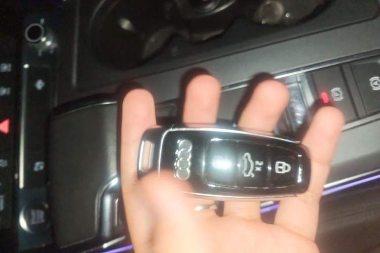 Used Audi A7 2020 40 TFSI Luxury Model Vehicle Key