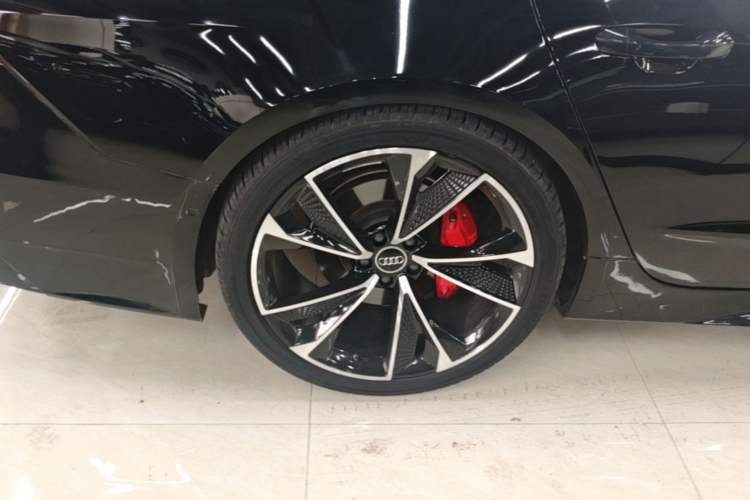 Used Audi A7 2021 45 TFSI Prestige Edition Right Rear Wheel Hub