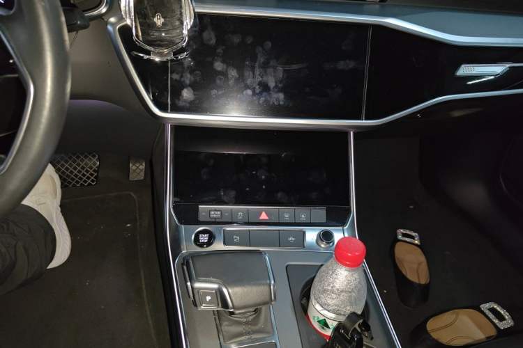 Used Audi A7 2021 40 TFSI Luxury Edition Audio And AC Panel