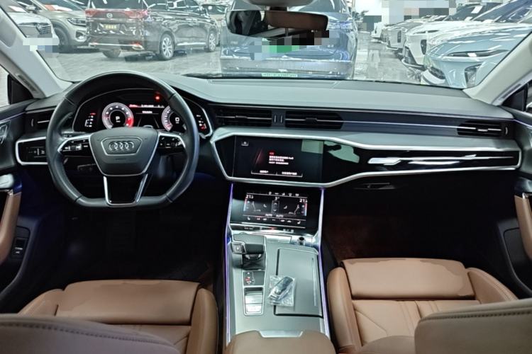 Used Audi A7 2021 45 TFSI Exclusive Edition Center Console