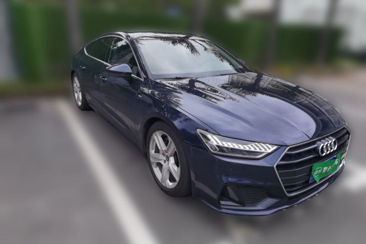 Used Audi A7 2021 40 TFSI Luxury Edition Front Right 45 Deg
