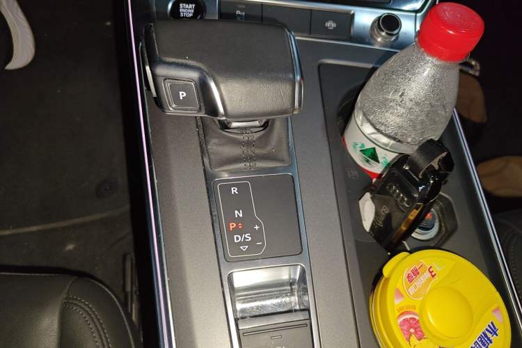 Used Audi A7 2021 40 TFSI Luxury Edition Gear Lever