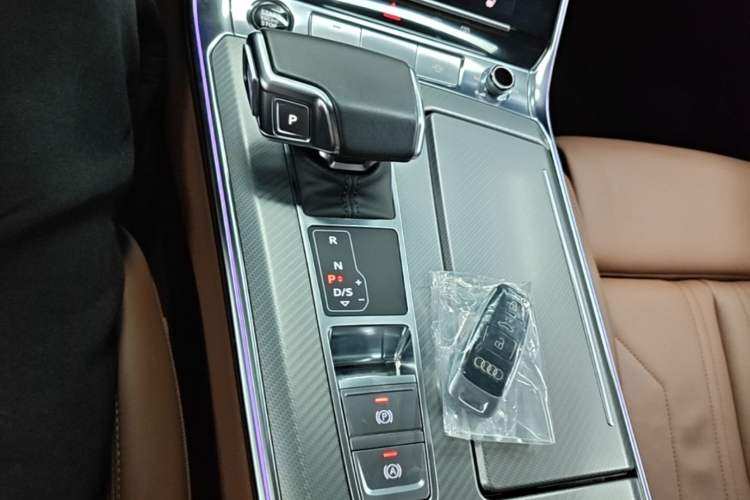 Used Audi A7 2021 45 TFSI Exclusive Edition Gear Lever