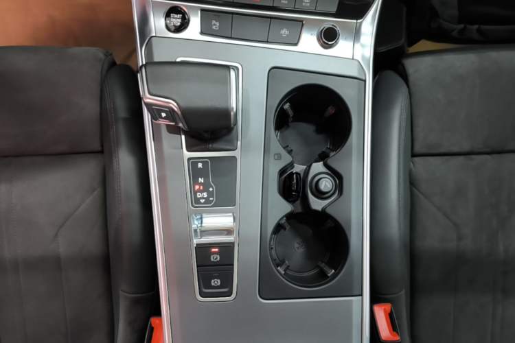 Used Audi A7 2021 40 TFSI Luxury Edition Gear Lever